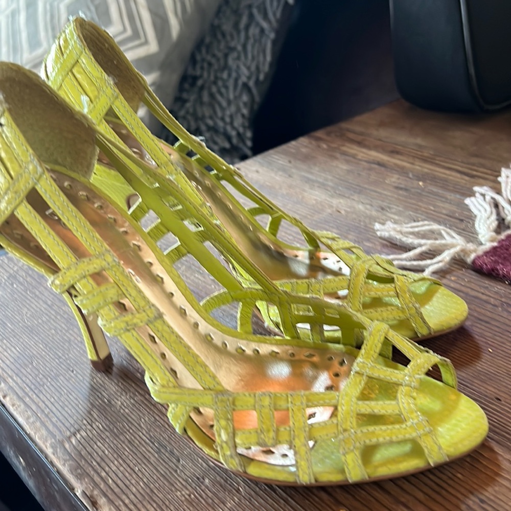 Nice lime green sandals in great condition to high